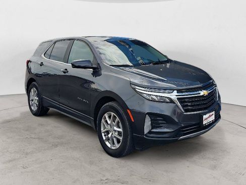 Used 2022 Chevrolet Equinox LT FWD image 1