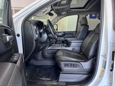 Used 2021 GMC Sierra 2500 Denali w/ Denali Ultimate Package image 12