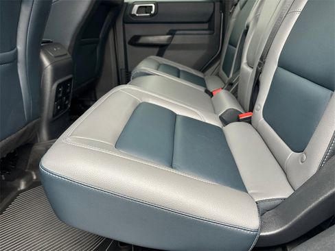 Used 2024 Ford Bronco Outer Banks w/ Sasquatch Package image 21