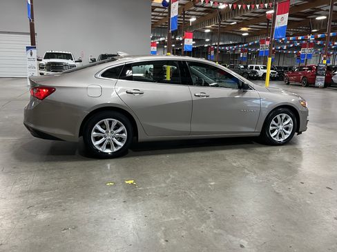 Used 2023 Chevrolet Malibu LT w/ Driver Confidence Package FWD image 6