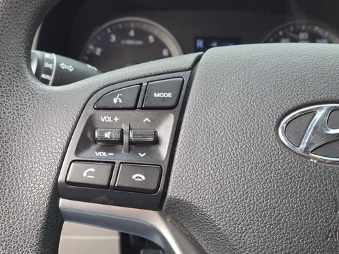 Used 2019 Hyundai Tucson SE image 28