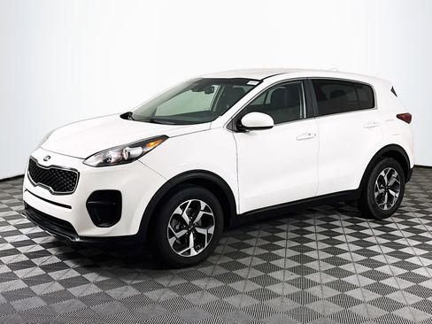 Used 2020 Kia Sportage LX FWD image 4