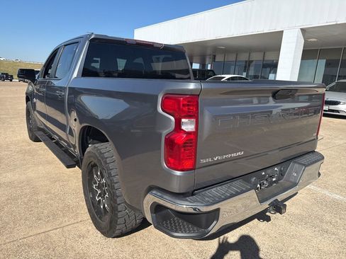 Used 2020 Chevrolet Silverado 1500 LT w/ Texas Edition image 7