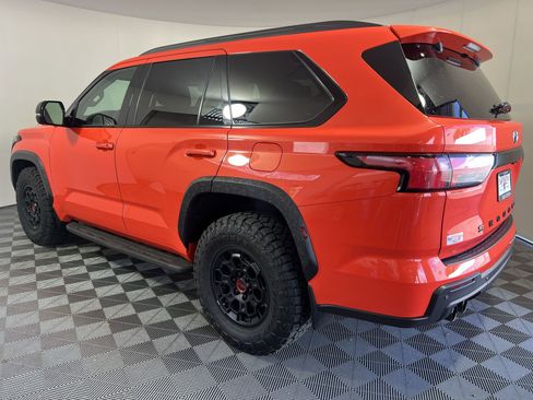 Used 2023 Toyota Sequoia TRD Pro AWD/4WD image 6