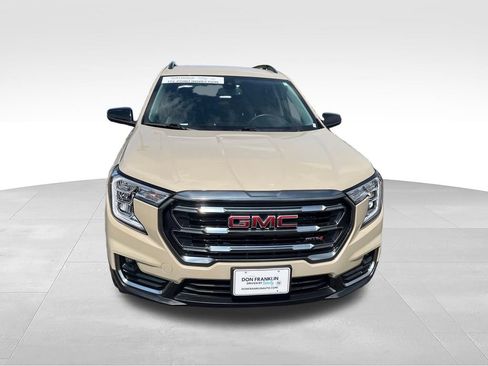 Used 2023 GMC Terrain AT4 AWD/4WD image 8