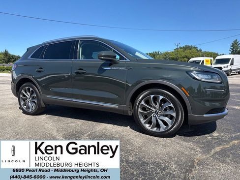 Used 2023 Lincoln Nautilus Reserve AWD/4WD image 1