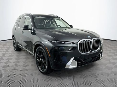 Used 2024 BMW X7 xDrive40i AWD/4WD image 2