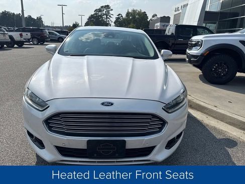 Used 2013 Ford Fusion Titanium w/ Titanium Driver Assist Pkg FWD image 2