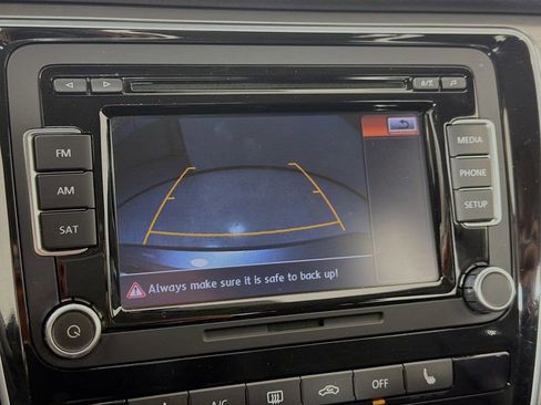 Used 2015 Volkswagen Passat 1.8T SE image 14