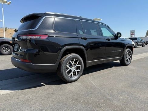 New 2025 Jeep Grand Cherokee L Limited w/ Luxury Tech Group II image 6
