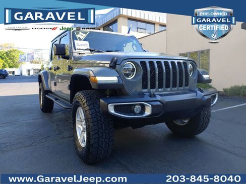 Used 2021 Jeep Gladiator Sport AWD/4WD image 1