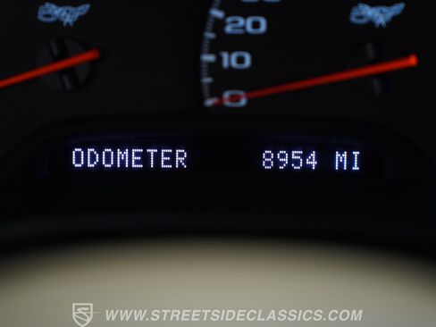 Used 2003 Chevrolet Corvette Convertible w/ Preferred Equipment Group1 RWD image 40