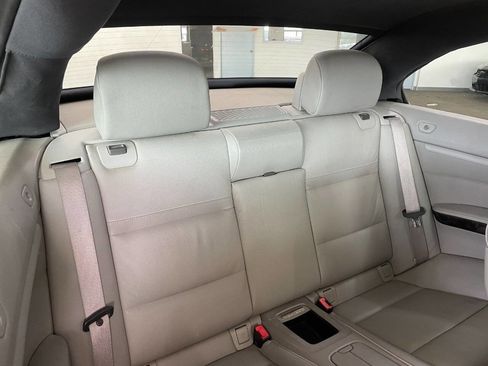 Used 2009 BMW 328i Convertible image 28