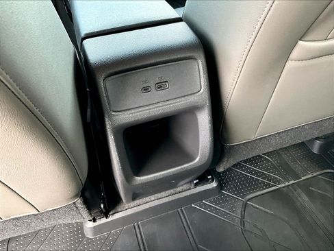 Used 2025 Chevrolet Trax ACTIV w/ Driver Confidence Package FWD image 9