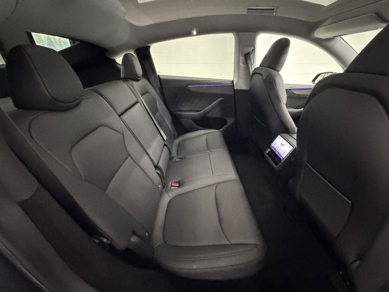 Used 2026 Tesla Model Y AWD image 19