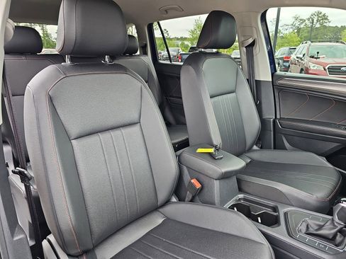 Used 2024 Volkswagen Tiguan Wolfsburg Edition FWD image 11