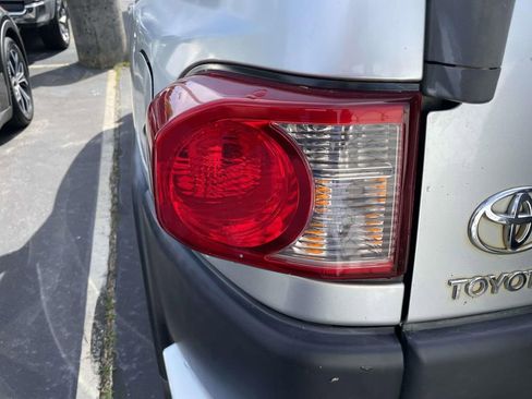 Used 2007 Toyota FJ Cruiser 4WD image 30