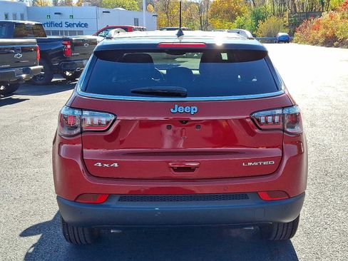 Used 2025 Jeep Compass Limited image 6