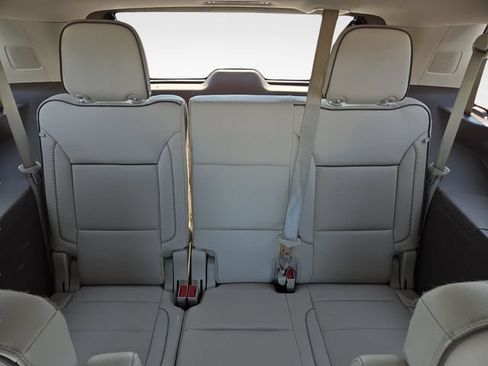Used 2023 GMC Yukon Denali w/ Max Trailering Package AWD/4WD image 12