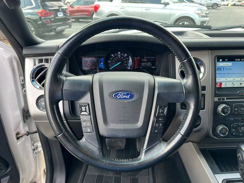 Used 2017 Ford Expedition XLT w/ Equipment Group 202A image 16