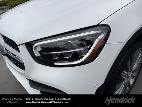 Used 2020 Mercedes-Benz GLC 300 image 1