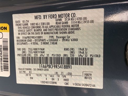 Used 2024 Ford Mustang GT Premium image 25