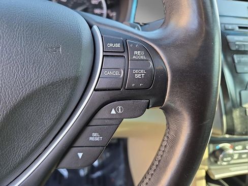 Used 2013 Acura ILX w/ Premium Package image 24