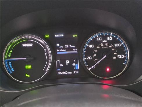 Used 2018 Mitsubishi Outlander GT AWD/4WD image 11