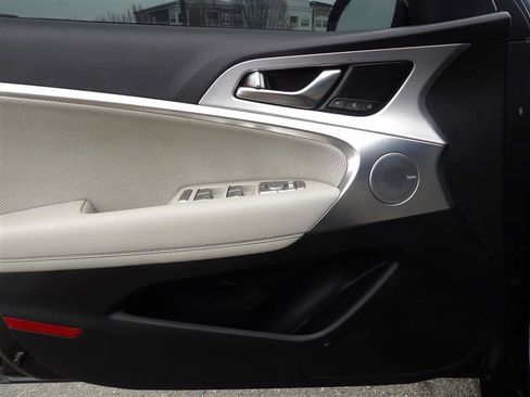 Used 2019 Genesis G70 3.3T Advanced w/ Elite Package image 22