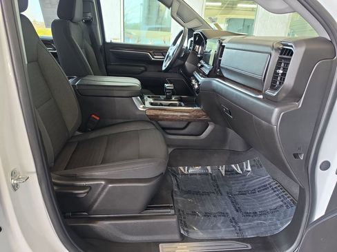Certified 2025 GMC Sierra 1500 Elevation AWD/4WD image 31