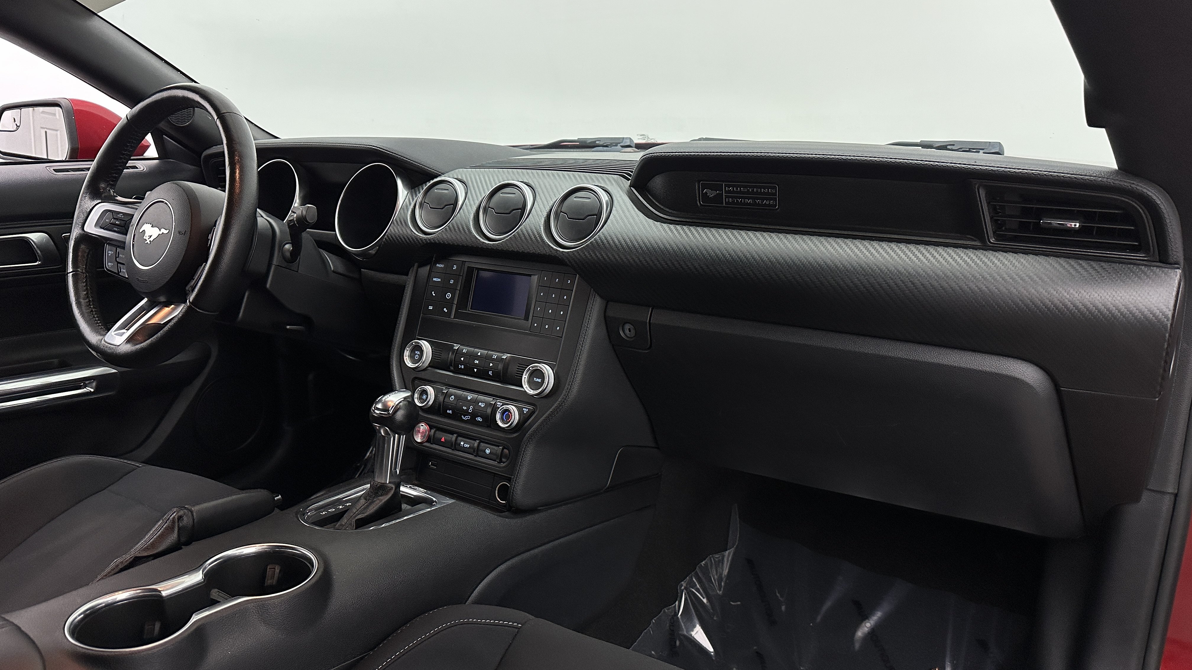 Used 2020 Ford Mustang Coupe RWD image 27