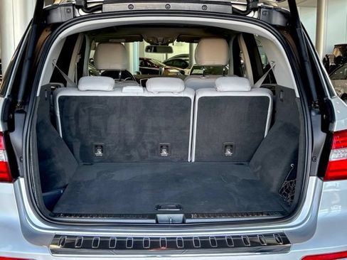 Used 2014 Mercedes-Benz ML 550 4MATIC image 36