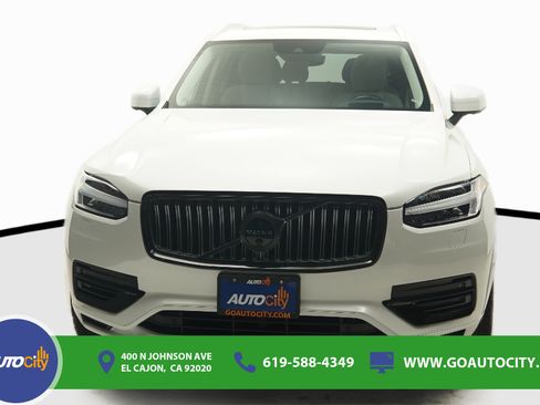 Used 2022 Volvo XC90 T8 Inscription w/ Advanced Package AWD/4WD image 4