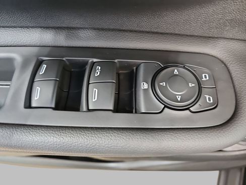 Certified 2022 GMC Terrain SLT w/ Elevation Edition image 33