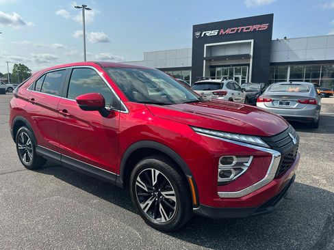 Used 2025 Mitsubishi Eclipse Cross SE AWD/4WD image 2