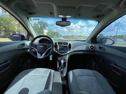 Used 2017 Chevrolet Sonic LS FWD image 9