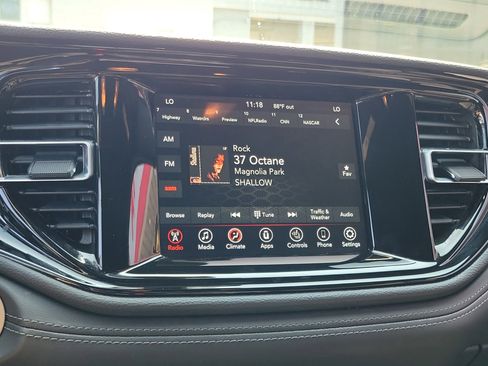 Used 2024 Dodge Durango SXT image 26