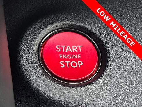 Used 2025 Nissan Z NISMO w/ Floor Mat Package image 20