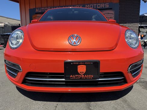 Used 2018 Volkswagen Beetle 2.0T S FWD image 4