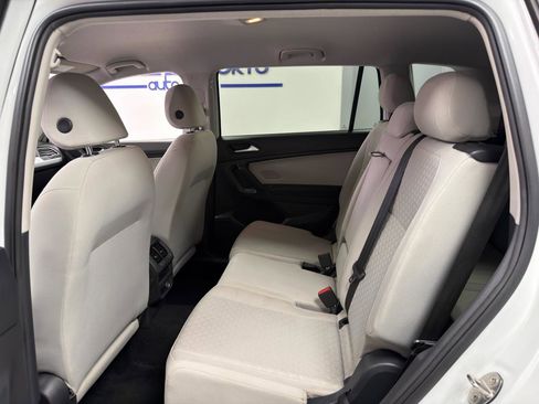 Used 2019 Volkswagen Tiguan S FWD image 30