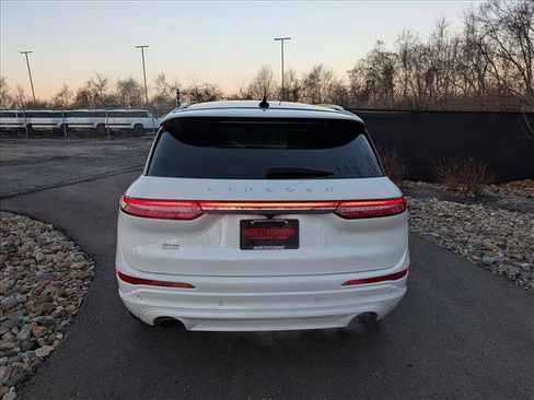 Certified 2022 Lincoln Corsair Reserve w/ Equipment Group 201A image 4