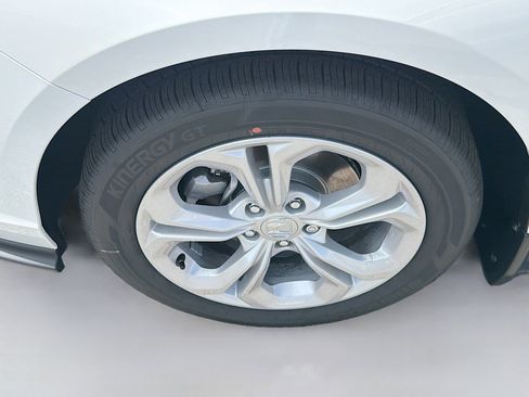 New 2026 Honda Accord LX image 26