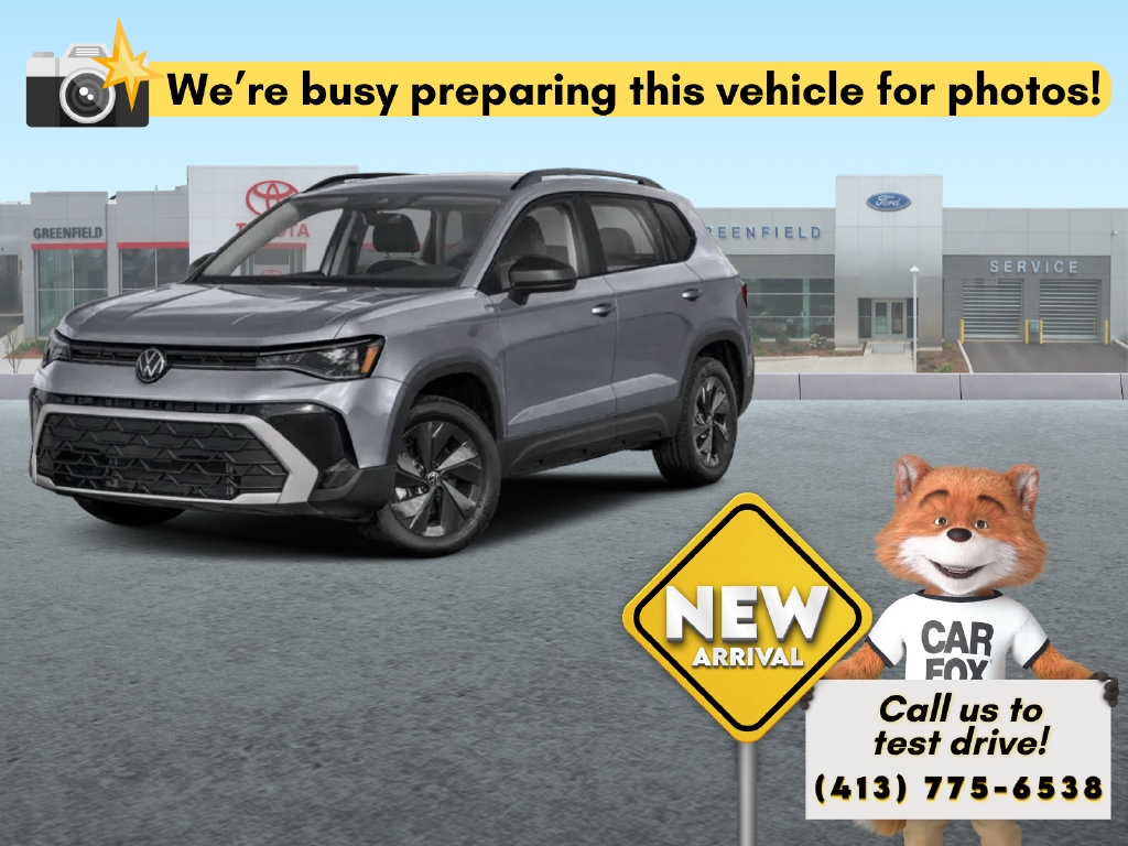 Used 2025 Volkswagen Taos S AWD/4WD image 1