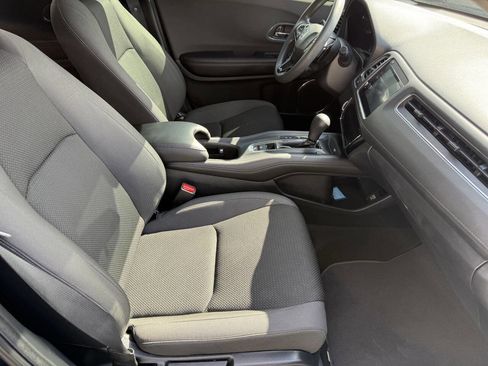 Used 2019 Honda HR-V EX image 30