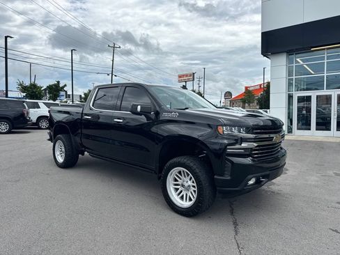 Used 2020 Chevrolet Silverado 1500 High Country w/ Technology Package AWD/4WD image 1