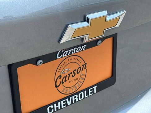 Used 2025 Chevrolet Equinox LT AWD/4WD image 6