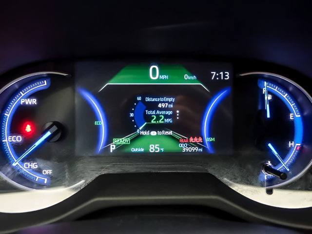 Certified 2025 Toyota RAV4 XLE AWD/4WD image 15