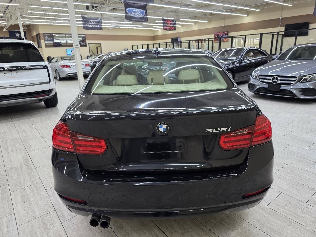 Used 2013 BMW 328i Sedan RWD image 7