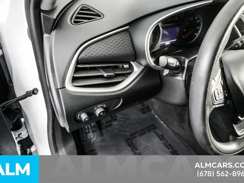 Used 2024 Chevrolet Malibu LT image 32