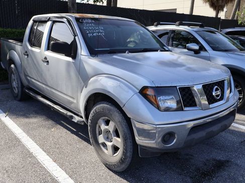 Used 2006 Nissan Frontier SE w/ (P01) Power Pkg RWD image 6